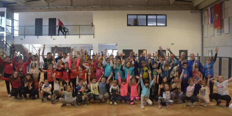 “Mići” boćari oduševili u Kastvu!