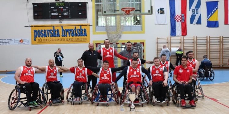 Hrvatska reprezentacija košarkaša u kolicima pobjednik 22. izdanja turnira Bljesak 2022
