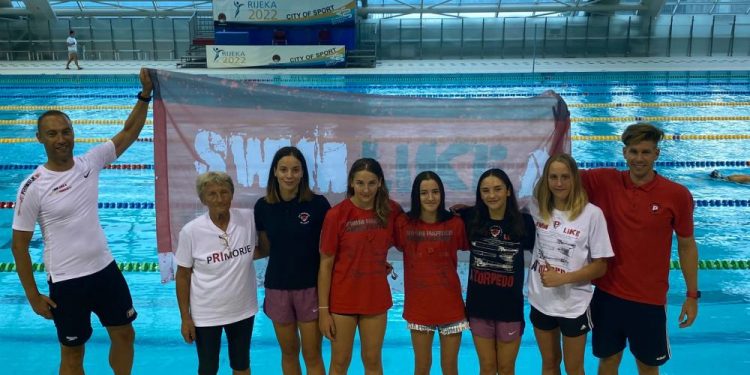 Kadetkinje Plivačkog kluba Primorje oborile državni rekord na 4×100 mješovito!