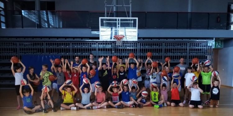 Završen košarkaški kamp Udruge Krešimir Ćosić i KK Pazin