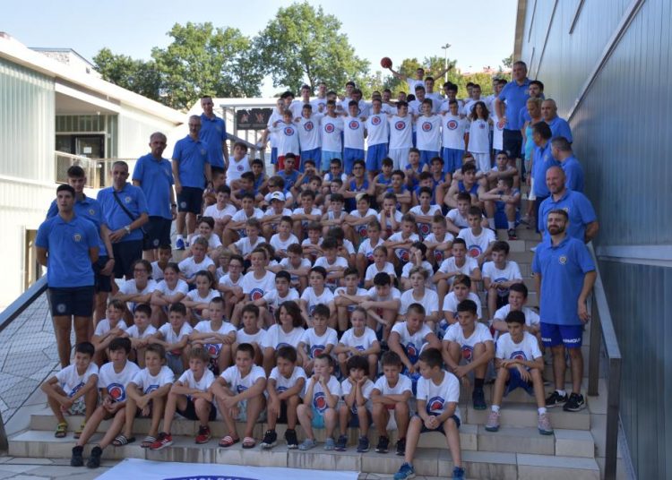 Dvorana na Zametu prepuna mladih košarkaša