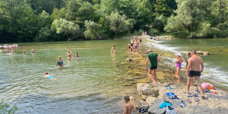Plivanje Kupom i planinarenje na Učki obilježili vikend