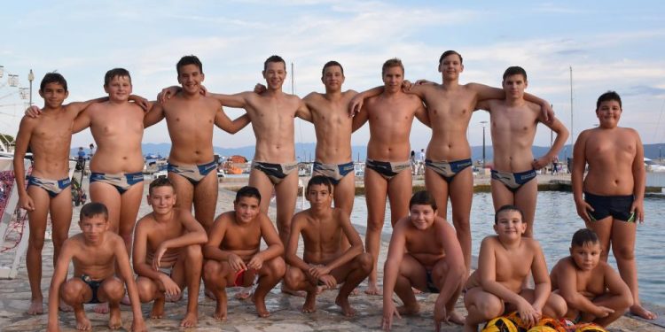 Mladi crikvenički vaterpolisti žele “stopama” čuvenog Karla Stipanića