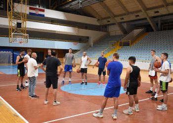 Košarkaši Kvarnera 2010 s optimizmom krenuli u pripreme za novu sezonu