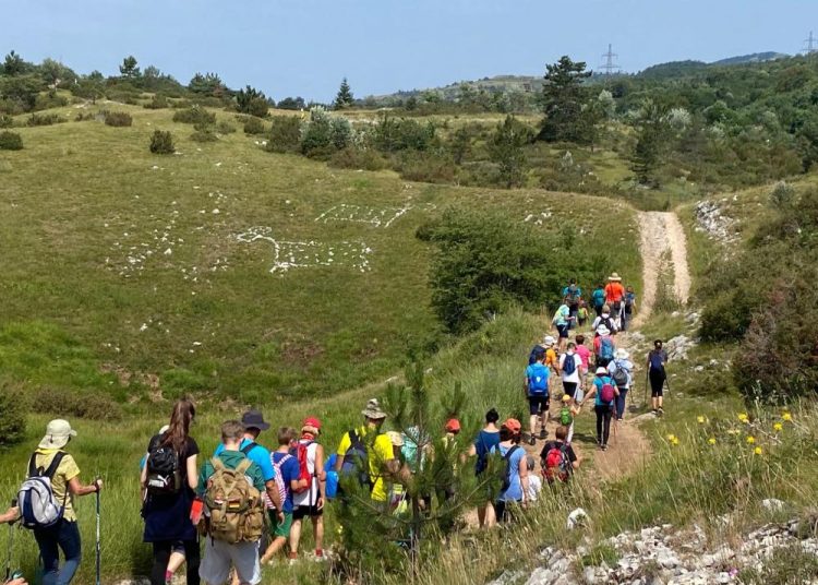 Plivanje Kupom, bicikliranje na Platku, planinarenje na Učki