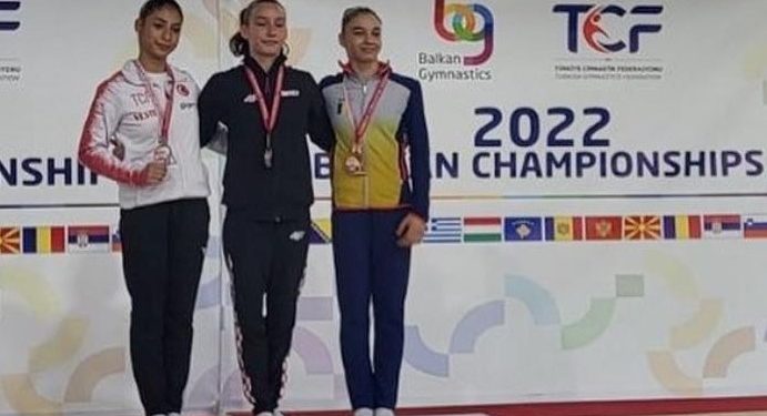 Gimnastičarka Rijeke Mirna Hontić juniorska prvakinja Balkana u preskoku!