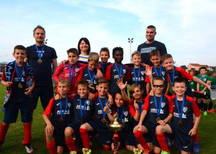 Nogometaši Zameta osvojili U9 Bačuka Trophy!