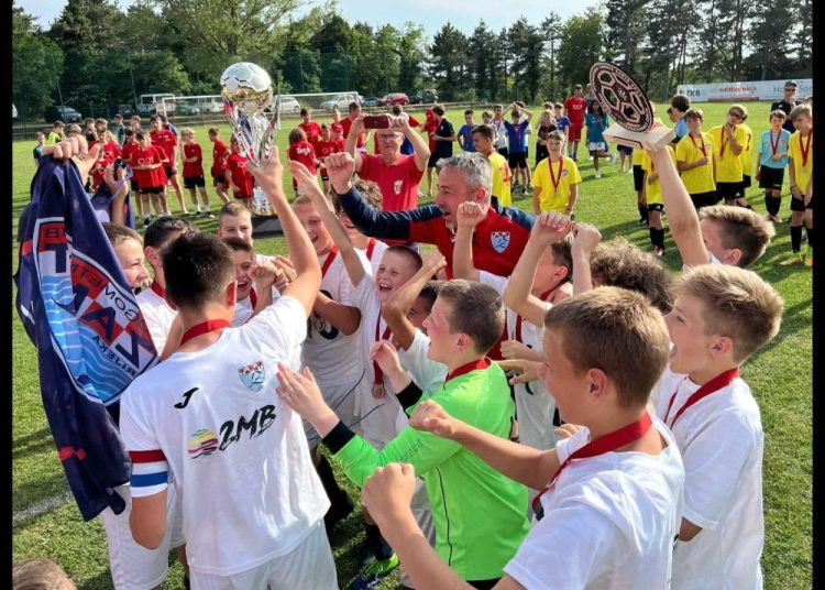 Mlađi pioniri NK Zamet osvojili talijansku Zarju!
