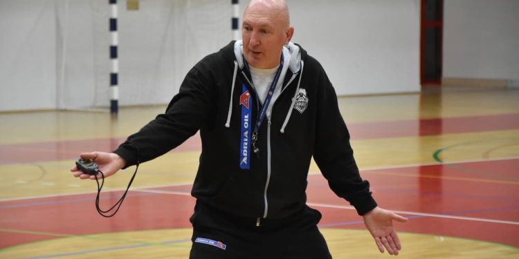 Košarkaši Škrljeva gostuju kod Cibone