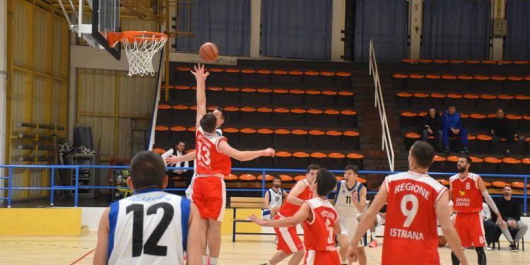 Susjedski košarkaški All-Star: Selekcija Primorsko-goranske županije pobijedila Istarsku
