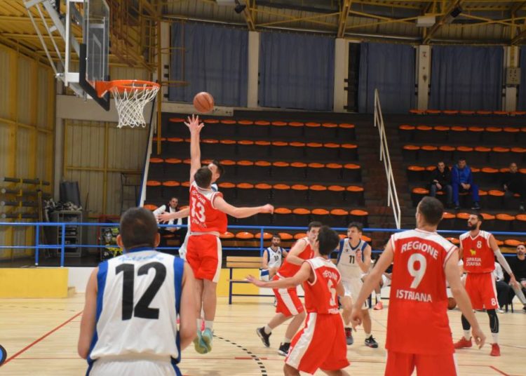 Susjedski košarkaški All-Star: Selekcija Primorsko-goranske županije pobijedila Istarsku