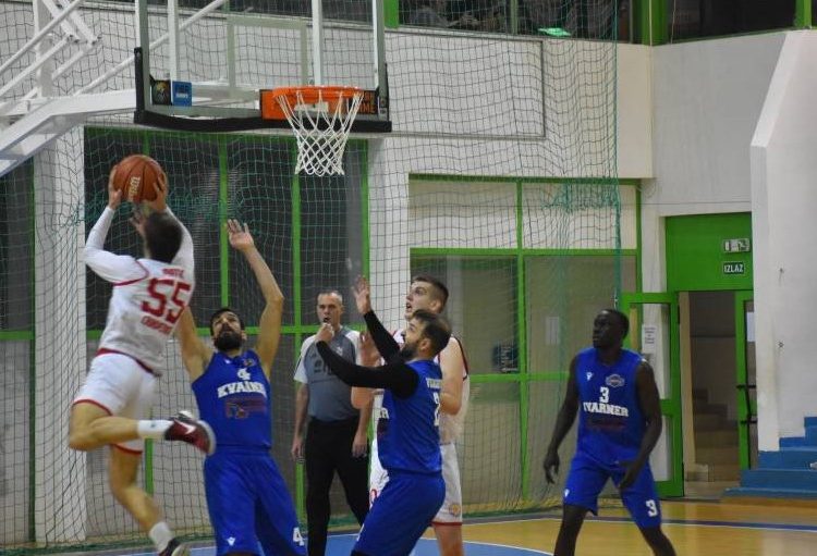 Susjedski košarkaški derbi Crikvenice i Kvarnera 2010 pripao Riječanima!