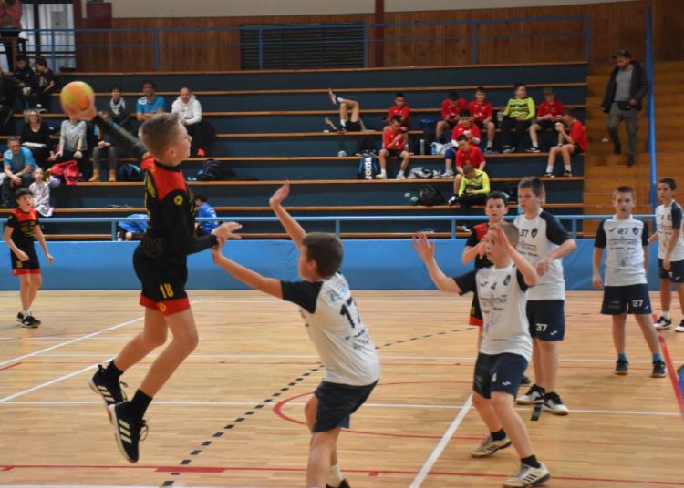 Riječki rukometni vikend: karlovački Sedmerac i Kozala najuspješniji na turnirima U11 i U15 kategorija