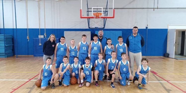 Najmlađi košarkaši Svetog Mateja stopostotni na turniru u mini basketu