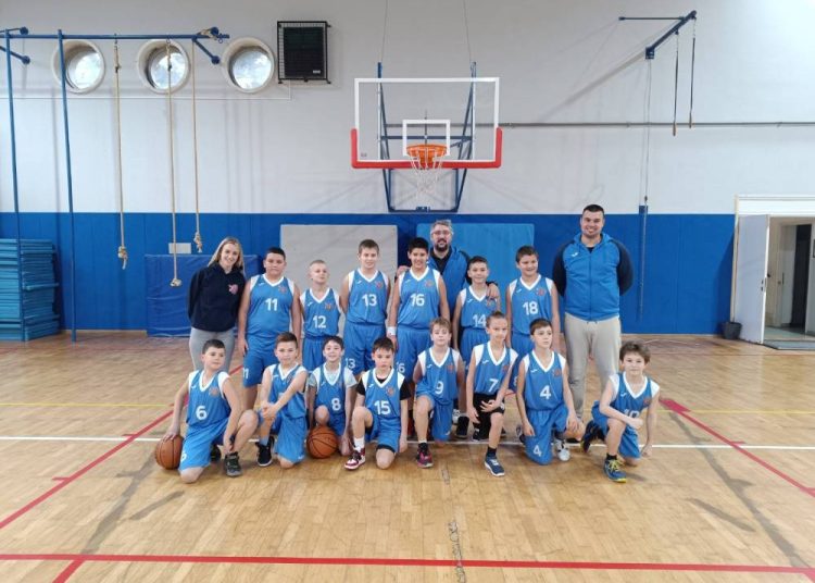 Najmlađi košarkaši Svetog Mateja stopostotni na turniru u mini basketu