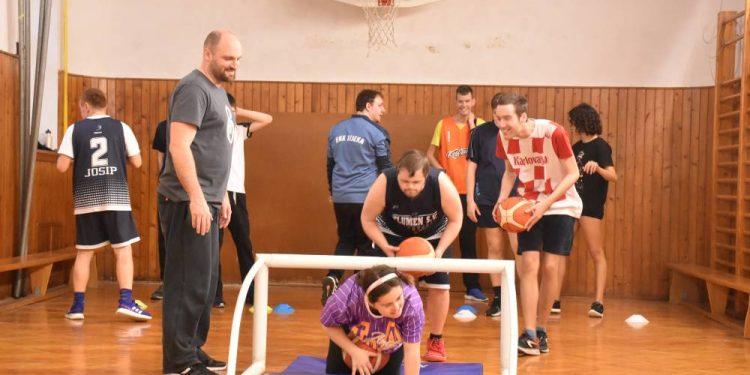 “Košarka za sve”