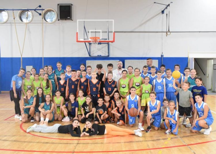 Viškovljanska Matejna proslavljena na košarkaški način!