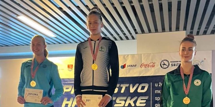 Četiri zlatne medalje za gimnastičarke riječke Vite na Prvenstvu Hrvatske u Zadru!