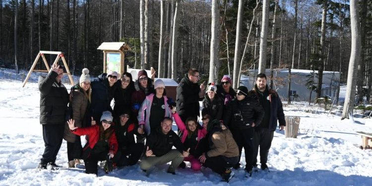 Polaznici programa “Rukomet za sve” uživali u sportskom kampu na Platku