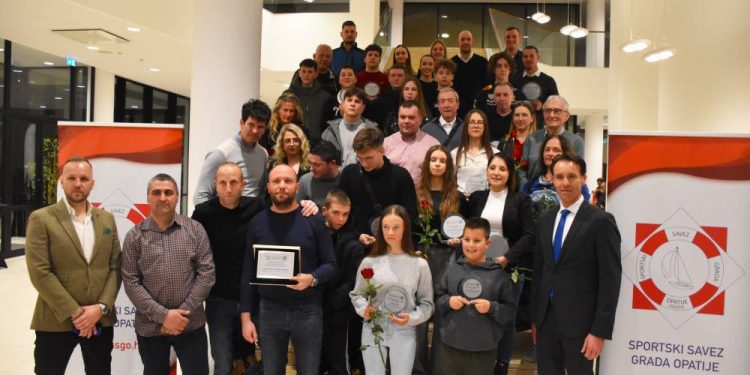 Enrico Marotti i Pamela Gubo Samarđić najuspješniji opatijski sportaši u 2024. godini