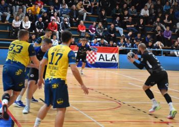 1. HRL jug: Kozala deklasirala Umag!