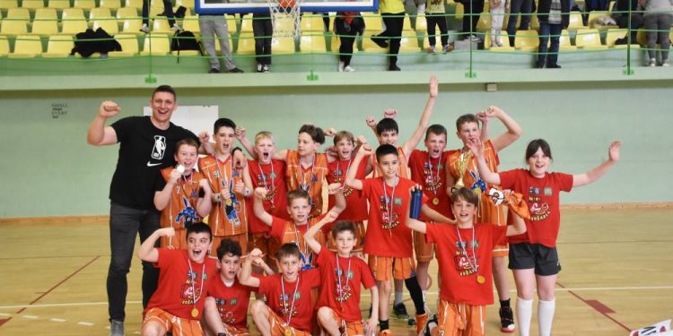 Mini basket ekipa Kastva izborila državnu završnicu!