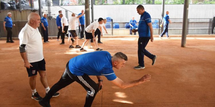Boćari Opatije “vratili se kući”: na rekonstruiranoj opatijskoj boćariji odigran prvi susret nakon obnove