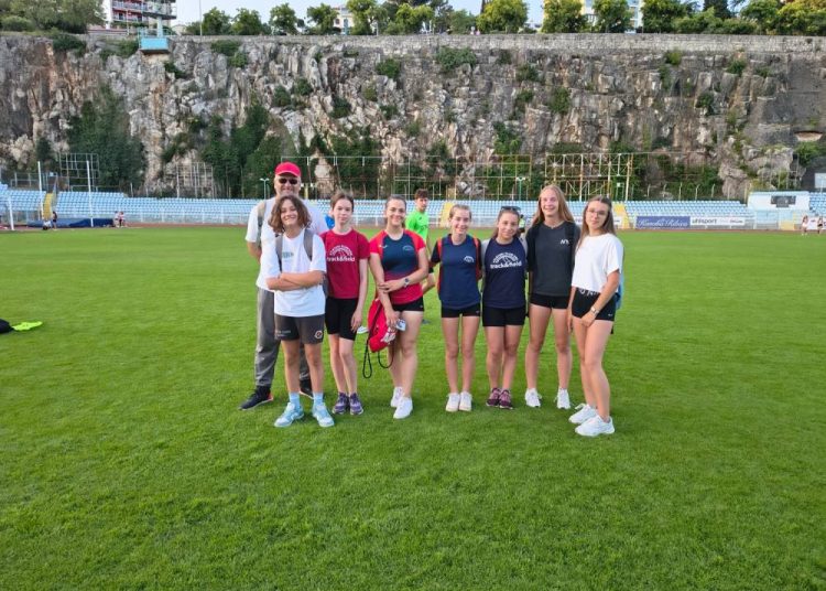 Članovi Atletskog kluba Krk uspješni u Kvarnerskoj ligi: Elena Karabaić na 100 metara osigurala državnu završnicu