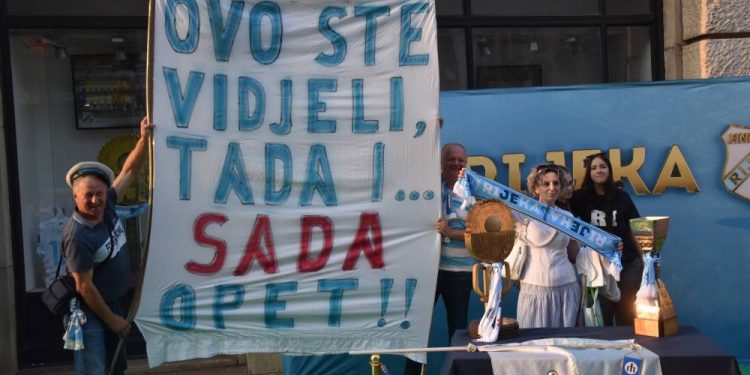 “Rijeke” Riječana slikale se s bujolom i važom!