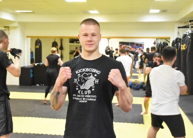 Brončani kickboxer sa SP u Abu Dhabiju Roko Benić nastupa na osječkom Arena Golden Fightu