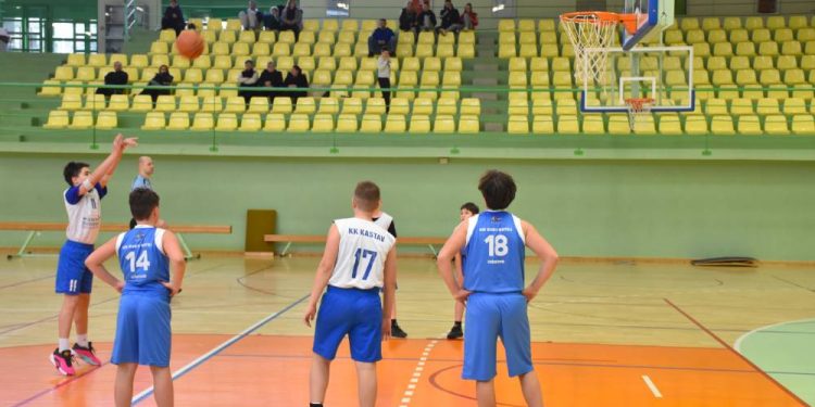 Liga dječaka PGŽ u košarci: Kastavci bolji od Viškovljana