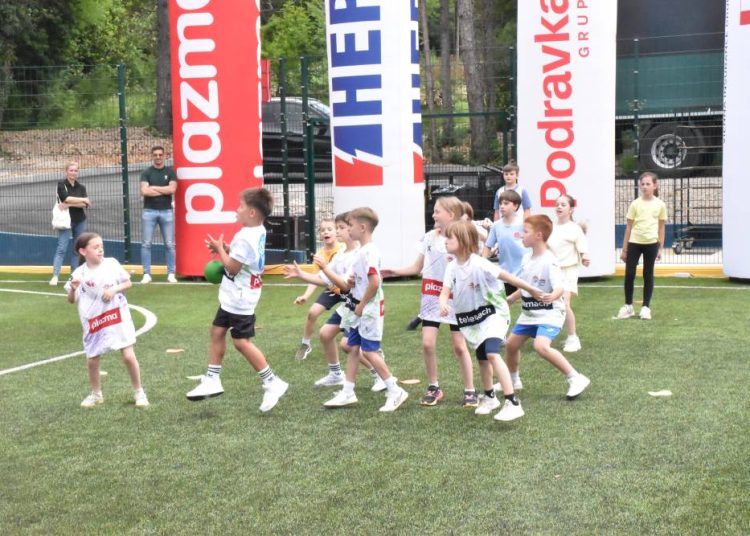 Kraljevica u znaku sporta: osnovci uživali u Plazma Sportskim igrama mladih na obnovljenom vanjskom igralištu