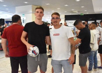 Futsal momčad Rijeke druženjem s navijačima zaokružila uspješnu sezonu