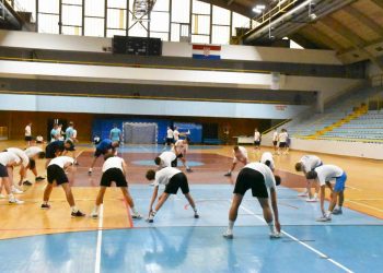 Veliki odaziv na ljetni probni trening HMNK Rijeka